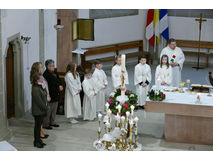 Feier der 1. Heiligen Kommunion in Sankt Crescentius (Foto: Karl-Franz Thiede)